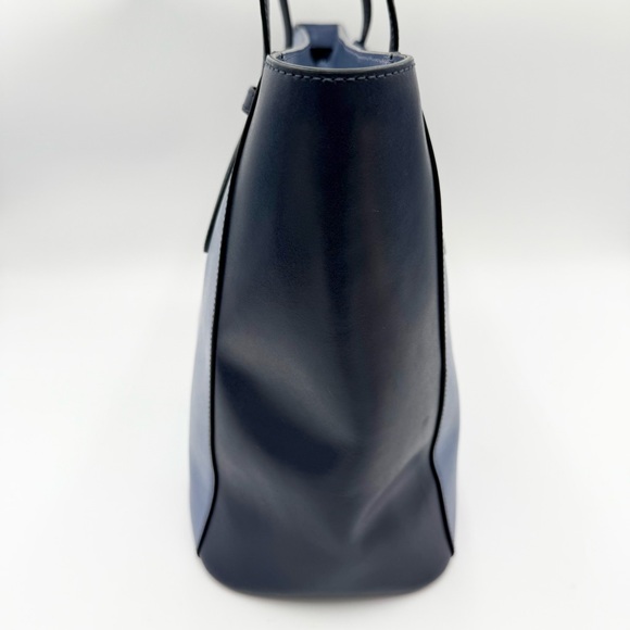 Kate Spade Blue and Black Tote Bag EUC - Picture 2 of 10